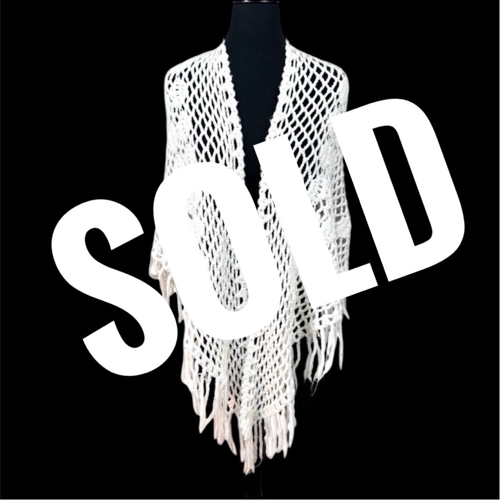 SOLD - Belcym Shawl